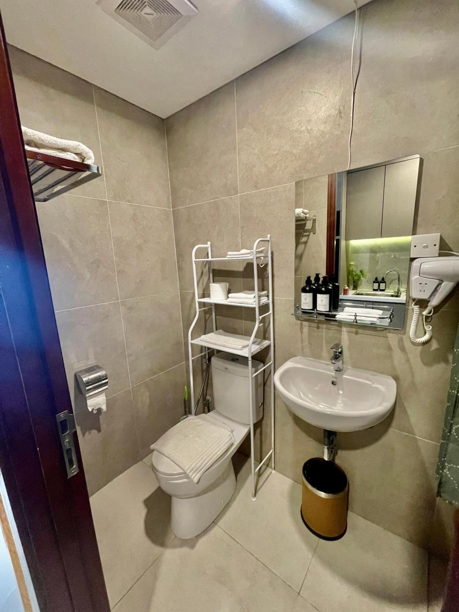 Verdela Pollux Meisterstadt Batam Apartement Dış mekan fotoğraf