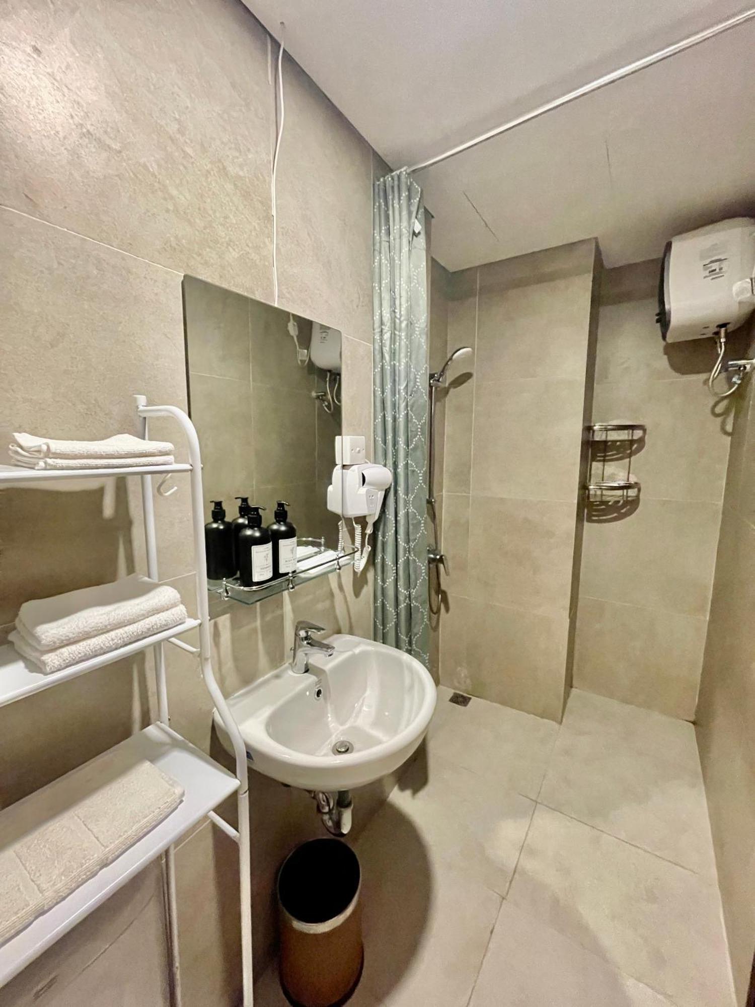 Verdela Pollux Meisterstadt Batam Apartement Dış mekan fotoğraf