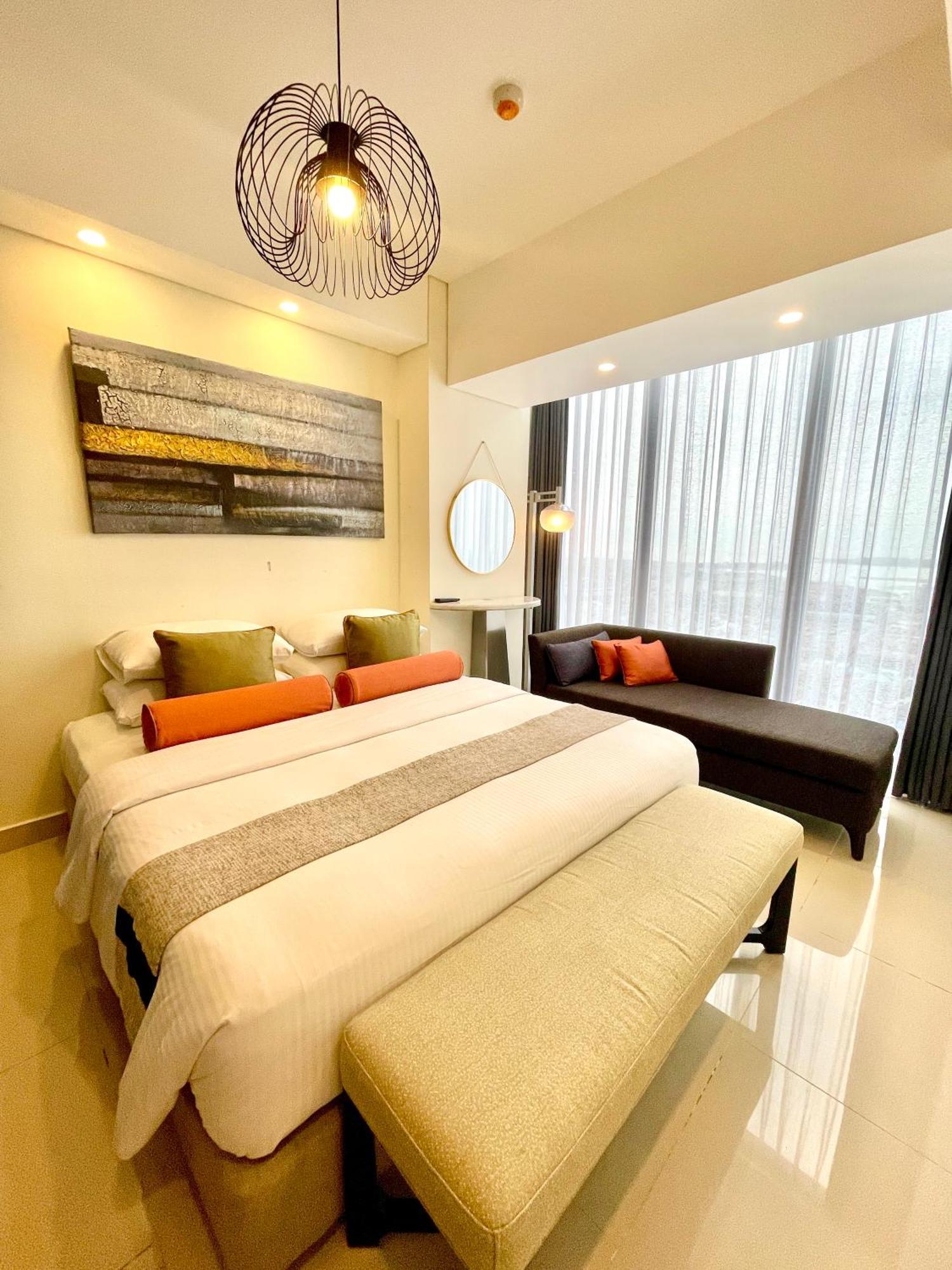 Verdela Pollux Meisterstadt Batam Apartement Dış mekan fotoğraf