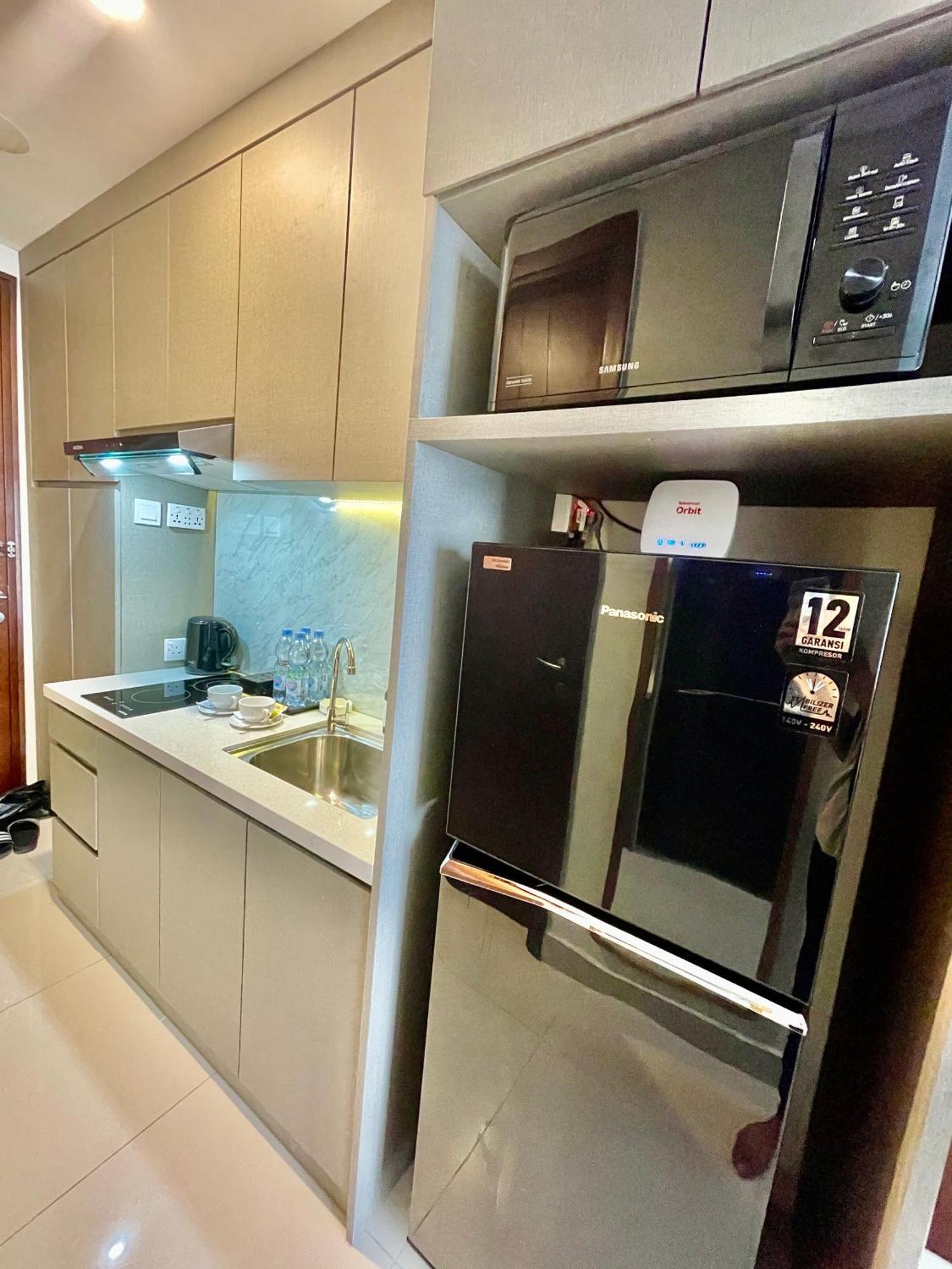 Verdela Pollux Meisterstadt Batam Apartement Dış mekan fotoğraf